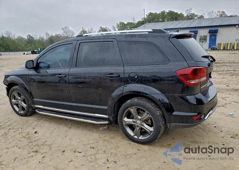 2016 Dodge Journey Crossroad z USA, uszkodzony, nr VIN 3C4PDCGG4GT112711